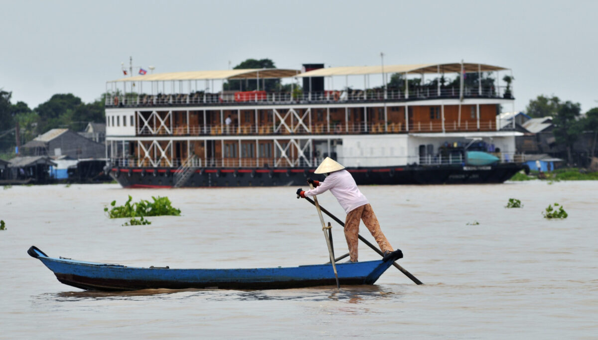 Den magiske Mekong Flod i Cambodia