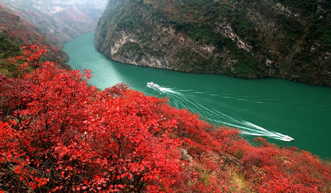 Yangtze floden i Kina på Sanctuary Yangzi Explorer skibet
