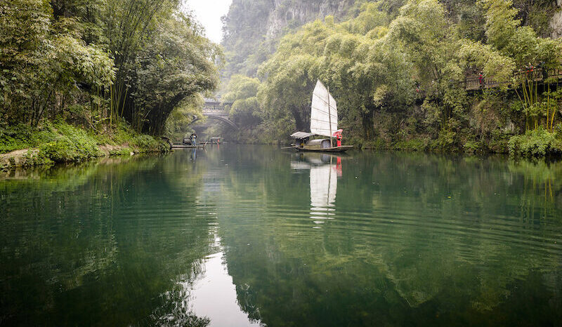 Yangtze floden i Kina på Sanctuary Yangzi Explorer skibet