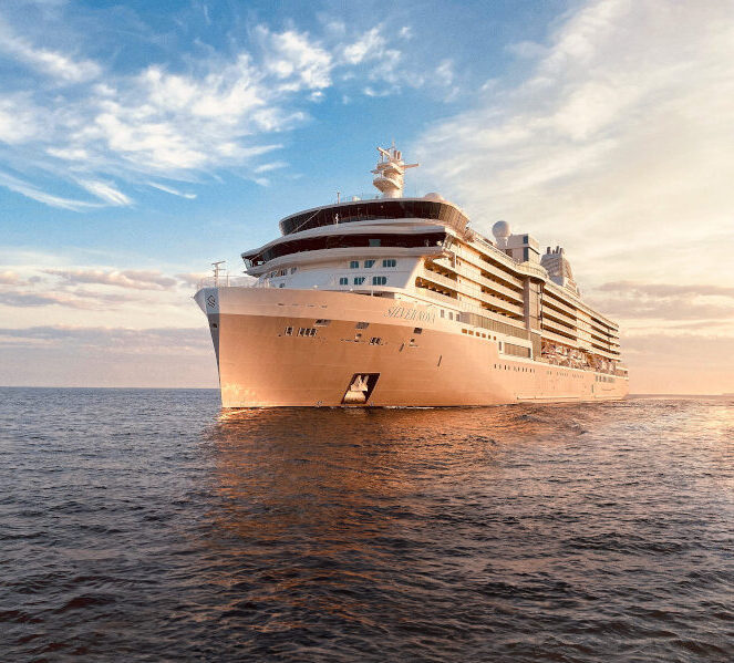 Silver Nova ved solnedgang Oplev storbyer med Silversea cruises i Asien
